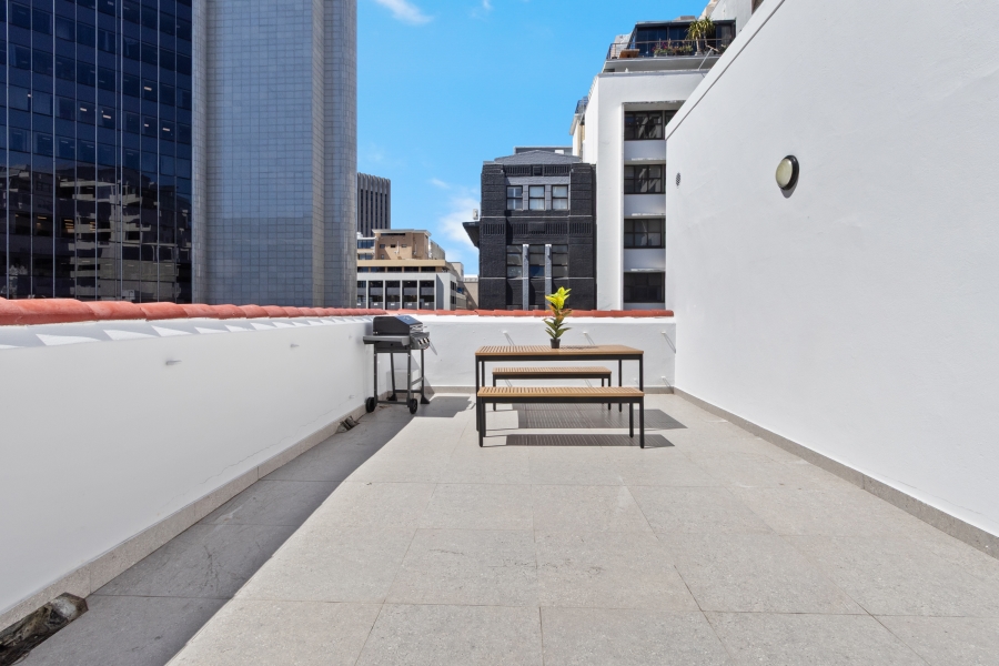 2 Bedroom Property for Sale in Cape Town City Centre Western Cape